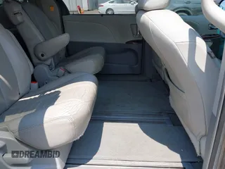 2012 Toyota Sienna XLE AAS with VIN 5TDYK3DCXCS202574, listed as a IAAI auction lot 42714762 with 234,287 mi miles and . Bid and sale history available at DreamBid. Image 8.