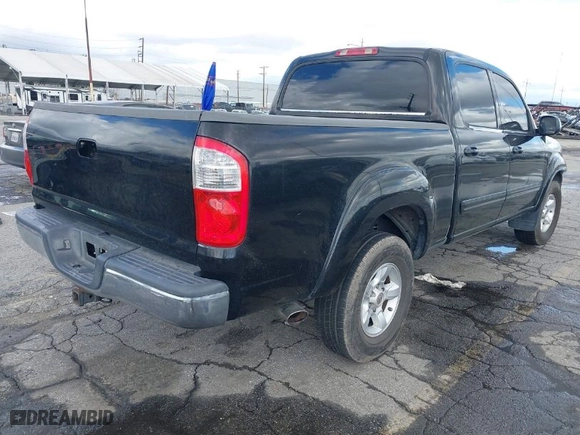 2005 Toyota Tundra SR5 with VIN 5TBET34185S475717, listed as a IAAI auction lot 41755564 with 237,629 mi miles. Bid and sale history available at carsss.com. Image 4.