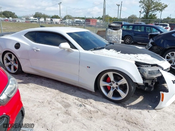 2016 Chevrolet Camaro 1LT with VIN 1G1FA1RX8G0184684, listed as a IAAI auction lot 41431203 with 1 mi miles. Bid and sale history available at carsss.com. Image 1.