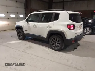 2017 Jeep Renegade Latitude with VIN ZACCJBBB7HPE84209, listed as a IAAI auction lot 41284064 with 81,801 mi miles. Bid and sale history available at carsss.com. Image 3.
