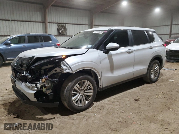 2023 Mitsubishi Outlander ES z VIN JA4J3TA82PZ009848, wystawiony jako Copart lot #82392604 z przebiegiem 52 123 mil mil oraz Szkoda całkowita • Salvage title. Historia ofert i sprzedaży dostępna na DreamBid. Obrazek 1.