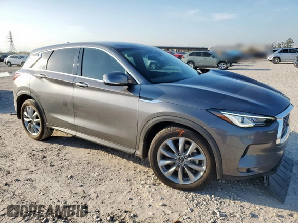 2022 Infiniti QX50 Pure z VIN 3PCAJ5AA6NF117578, wystawiony jako Copart lot #59504895 z przebiegiem 48 873 mil mil oraz Szkoda całkowita • Salvage title. Historia ofert i sprzedaży dostępna na DreamBid. Obrazek 4.