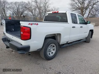 2018 Chevrolet Silverado 1500 Work Truck with VIN 1GCVKNEC7JZ121282, listed as a IAAI auction lot 41259105 with 82,746 mi miles. Bid and sale history available at carsss.com. Image 4.