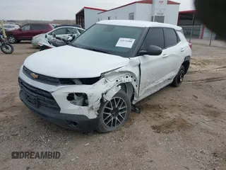 2022 Chevrolet TrailBlazer LS with VIN KL79MMS29NB105288, listed as a IAAI auction lot 41971988 with 22,706 mi miles. Bid and sale history available at carsss.com. Image 2.