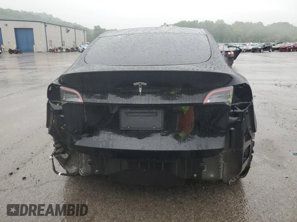 2024 Tesla Model Y с VIN 7SAYGDED9RF195941, выставлен на аукционе Copart как лот 58372205 с пробегом 12 289 миль миль и Списание • Salvage title. История ставок и продаж доступна на DreamBid. Изображение 6.