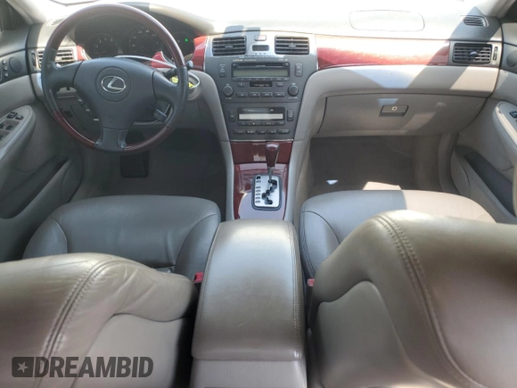 2003 Lexus ES 300 with VIN JTHBF30G130108328, listed as a Copart auction lot 51661795 with 138,204 mi miles and Salvage Title. Bid and sale history available at DreamBid. Image 8.