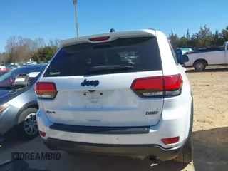 2019 Jeep Grand Cherokee Upland with VIN 1C4RJFAG5KC637924, listed as a IAAI auction lot 41758541 with 107,419 mi miles and . Bid and sale history available at DreamBid. Image 17.