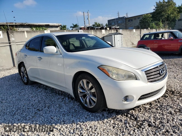 2013 Infiniti M37 with VIN JN1BY1AP0DM511986, listed as a Copart auction lot 86157824 with 125,464 mi miles and Salvage Title. Bid and sale history available at carsss.com. Image 4.