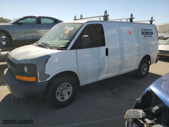 2011 Chevrolet Express Cargo Van with VIN 1GCWGFCA5B1135243, listed as a Copart auction lot 73067104 with 211,101 mi miles and Clean Title. Bid and sale history available at carsss.com. Image 1.