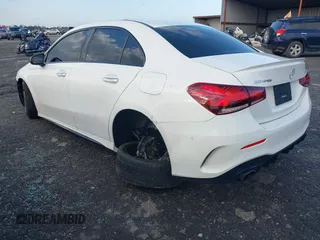 2021 Mercedes-Benz A 35 AMG z VIN W1K3G5BB6MJ307912, wystawiony jako IAAI lot #41804931 z przebiegiem 78 532 mil mil oraz . Historia ofert i sprzedaży dostępna na DreamBid. Obrazek 3.