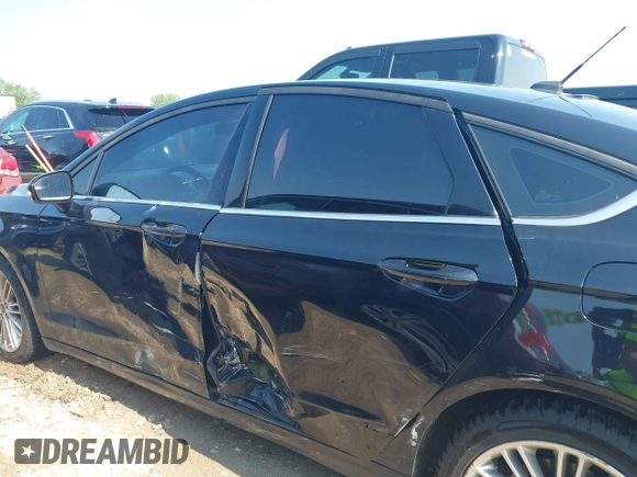 2017 Ford Fusion SE z VIN 3FA6P0H71HR135111, wystawiony jako IAAI lot #42454080 z przebiegiem 120 355 mil mil oraz . Historia ofert i sprzedaży dostępna na DreamBid. Obrazek 6.
