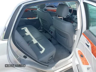 2005 Toyota Avalon XL with VIN 4T1BK36BX5U051434, listed as a IAAI auction lot 41914519 with 300,232 mi miles and . Bid and sale history available at DreamBid. Image 8.