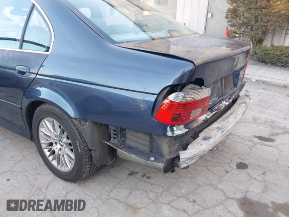 2002 BMW 5 Series 530iA with VIN WBADT63452CH97647, listed as a IAAI auction lot 41258552 with 94,762 mi miles. Bid and sale history available at carsss.com. Image 6.