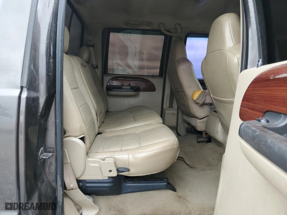 2006 Ford Super Duty F-350 SRW XL with VIN 1FTWW31P16EB82597, listed as a Copart auction lot 61914824 with 0 mi miles and Clean Title. Bid and sale history available at carsss.com. Image 10.