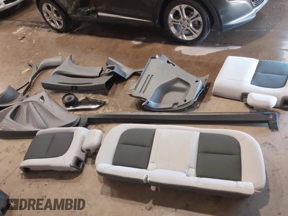 2021 Chevrolet Bolt EV LT z VIN 1G1FY6S00M4102263, wystawiony jako IAAI lot #40242852 z przebiegiem 36 467 mil mil oraz . Historia ofert i sprzedaży dostępna na DreamBid. Obrazek 12.