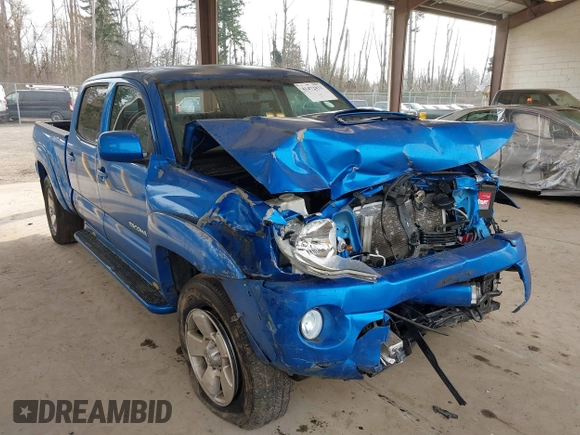 2008 Toyota Tacoma with VIN 3TMMU52N88M005869, listed as a IAAI auction lot 41472831 with 49,064 mi miles and . Bid and sale history available at DreamBid. Image 1.
