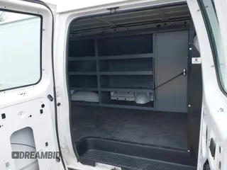 2000 Ford Econoline Cargo with VIN 1FTRE14W2YHB25933, listed as a IAAI auction lot 41912248 with 57,561 mi miles. Bid and sale history available at carsss.com. Image 8.