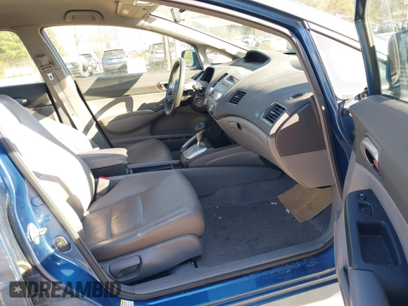 2008 Honda Civic LX z VIN 2HGFA16538H521884, wystawiony jako IAAI lot #38105899 z przebiegiem 146 612 mil mil oraz . Historia ofert i sprzedaży dostępna na DreamBid. Obrazek 5.