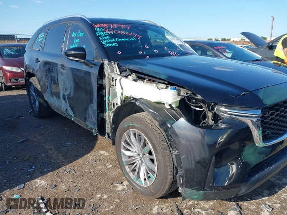 2024 Mazda CX-90 Select z VIN JM3KKAHD3R1165975, wystawiony jako IAAI lot #42086144 z przebiegiem 10 317 mil mil oraz . Historia ofert i sprzedaży dostępna na DreamBid. Obrazek 6.