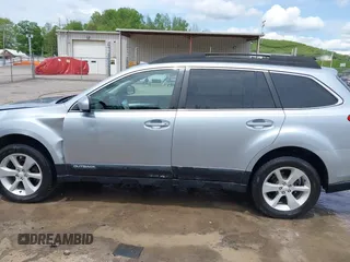 2014 Subaru Outback Premium with VIN 4S4BRBCC3E3288467, listed as a IAAI auction lot 41921864 with 171,264 mi miles and . Bid and sale history available at DreamBid. Image 14.