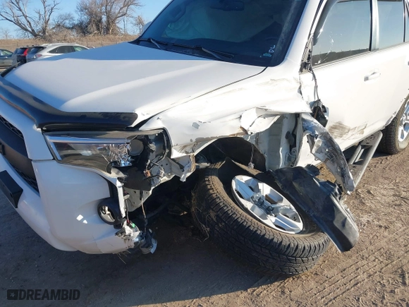 2017 Toyota 4Runner SR5 with VIN JTEBU5JR9H5440400, listed as a IAAI auction lot 41479639 with 99,444 mi miles. Bid and sale history available at carsss.com. Image 6.