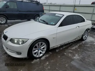 2011 BMW 3 Series 328i with VIN WBADW3C57BE540005, listed as a Copart auction lot 44232065 with 65,206 mi miles and Salvage Title. Bid and sale history available at carsss.com. Image 1.