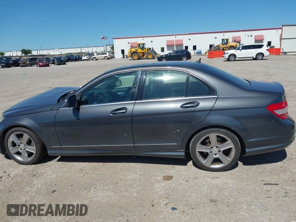 2009 Mercedes-Benz C 300 Sport with VIN WDDGF54X69F245774, listed as a IAAI auction lot 42290923 with 199,263 mi miles and . Bid and sale history available at DreamBid. Image 15.