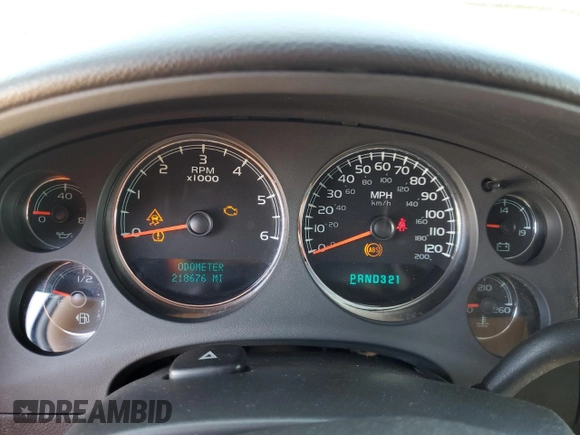 2008 Chevrolet Suburban LTZ z VIN 1GNFK16308R212830, wystawiony jako Copart lot #56477205 z przebiegiem 218 676 mil mil oraz Czysty tytuł • Clean title. Historia ofert i sprzedaży dostępna na DreamBid. Obrazek 9.
