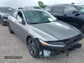 2024 Hyundai Elantra Limited с VIN KMHLP4DG4RU740661, выставлен на аукционе IAAI как лот 42725918 с пробегом Не указан миль и . История ставок и продаж доступна на DreamBid. Изображение 1.