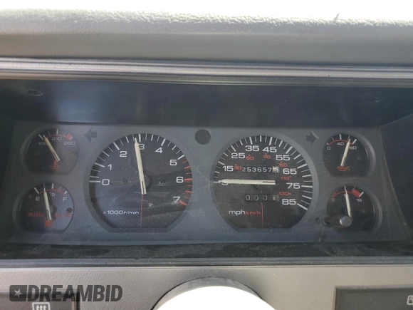 1992 Jeep Cherokee with VIN 1J4FJ58S0NL140995, listed as a Copart auction lot 56705875 with 253,657 mi miles and Salvage title. Bid and sale history available at DreamBid. Image 9.