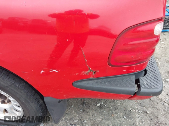 2001 Ford F-150 с VIN 2FTRF07W21CA33768, выставлен на аукционе IAAI как лот 41508712 с пробегом Не указан миль и . История ставок и продаж доступна на DreamBid. Изображение 6.