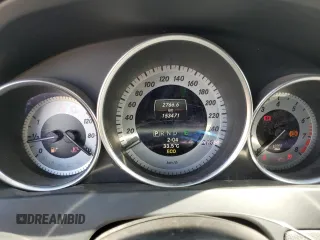 2013 Mercedes-Benz C 300 Sport z VIN WDDGF8AB6DA836770, wystawiony jako Copart lot #59181105 z przebiegiem 153 471 mil mil oraz Szkoda całkowita • Salvage title. Historia ofert i sprzedaży dostępna na DreamBid. Obrazek 9.