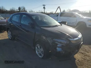 2022 Honda HR-V LX with VIN 3CZRU6H38NM748412, listed as a Copart auction lot 46408385 with Not Provided miles and Salvage Title. Bid and sale history available at carsss.com. Image 4.
