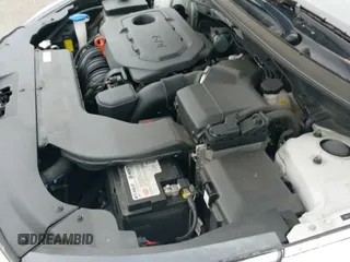 2015 Hyundai Sonata Limited with VIN 5NPE34AF0FH065031, listed as a IAAI auction lot 42921071 with 39,702 mi miles and . Bid and sale history available at DreamBid. Image 19.