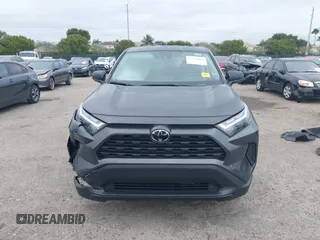 2025 Toyota RAV4 LE with VIN 2T3H1RFV9SW368568, listed as a IAAI auction lot 41330480 with 1,061 mi miles. Bid and sale history available at carsss.com. Image 12.