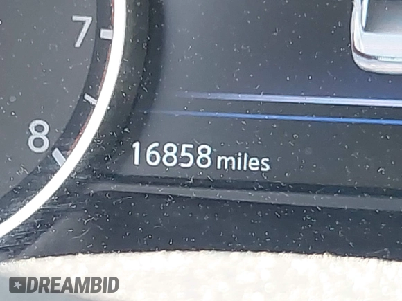 2020 Nissan Maxima SL with VIN 1N4AA6DV5LC366300, listed as a IAAI auction lot 42220939 with 16,858 mi miles and . Bid and sale history available at DreamBid. Image 7.