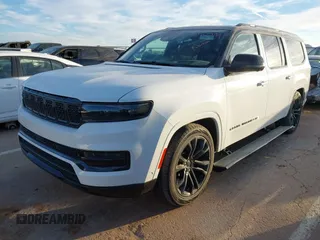 2024 Jeep Grand Wagoneer Series II с VIN 1C4SJSFP2RS119434, выставлен на аукционе IAAI как лот 41450799 с пробегом 33 002 миль миль и . История ставок и продаж доступна на DreamBid. Изображение 19.
