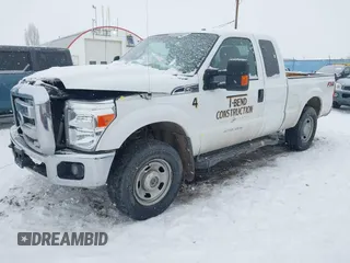 2016 Ford Super Duty F-250 SRW XLT with VIN 1FT7X2B67GEA18368, listed as a IAAI auction lot 41524825 with 139,242 mi miles. Bid and sale history available at carsss.com. Image 2.