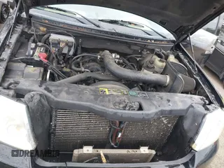 2004 Ford F-150 XLT with VIN 1FTPW14524FA04174, listed as a IAAI auction lot 40864660 with 218,100 mi miles. Bid and sale history available at carsss.com. Image 10.