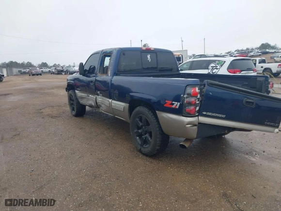 1999 Chevrolet Silverado 1500 LS with VIN 1GCEK19T5XE222985, listed as a IAAI auction lot 41497040 with 325,977 mi miles. Bid and sale history available at carsss.com. Image 3.