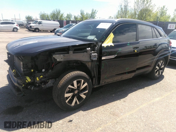 2022 Volkswagen Atlas SE with VIN 1V2LC2CA6NC224124, listed as a IAAI auction lot 42153826 with 49,551 mi miles and . Bid and sale history available at DreamBid. Image 15.