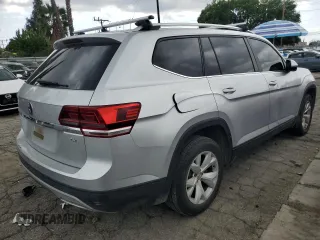 2018 Volkswagen Atlas S with VIN 1V2AP2CA2JC536673, listed as a Copart auction lot 49325125 with 134,248 mi miles and Clean title. Bid and sale history available at DreamBid. Image 3.