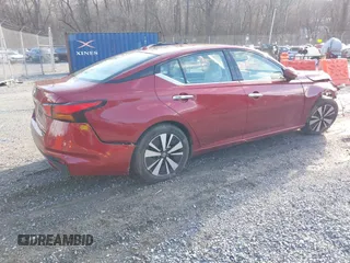 2019 Nissan Altima SL with VIN 1N4BL4EV6KC218768, listed as a IAAI auction lot 41527968 with 106,035 mi miles and . Bid and sale history available at DreamBid. Image 4.