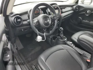 2016 MINI Hardtop with VIN WMWXP5C52G2D13922, listed as a Copart auction lot 54707815 with 47,625 mi miles and Salvage title. Bid and sale history available at DreamBid. Image 8.