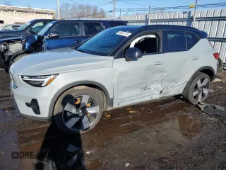 2024 Volvo XC40 с VIN YV4ER3XM9R2293627, выставлен на аукционе Copart как лот 84847774 с пробегом Не указан миль и Списание • Salvage title. История ставок и продаж доступна на DreamBid. Изображение 1.