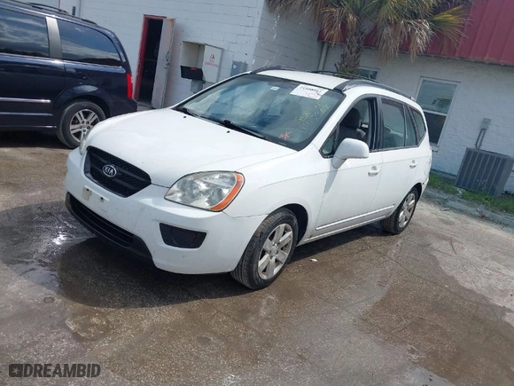 2008 Kia Rondo EX with VIN KNAFG525487184029, listed as a IAAI auction lot 41808911 with 147,591 mi miles. Bid and sale history available at carsss.com. Image 2.