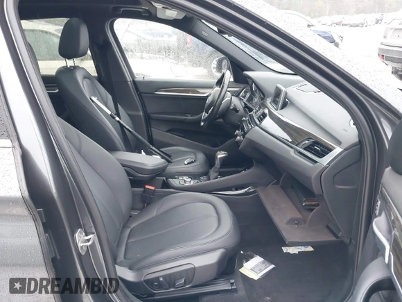 2016 BMW X1 xDrive28i with VIN WBXHT3C34GP880738, listed as a IAAI auction lot 41398105 with 113,445 mi miles and . Bid and sale history available at DreamBid. Image 5.