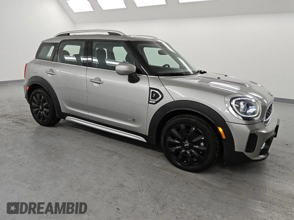 2024 MINI Countryman Cooper S with VIN WMZ83BR08R3R76788, listed as a Copart auction lot 43575065 with 23,632 mi miles and Clean Title. Bid and sale history available at carsss.com. Image 4.