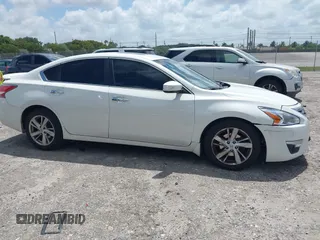 2015 Nissan Altima S with VIN 1N4AL3APXFN863236, listed as a IAAI auction lot 41950365 with 174,492 mi miles and . Bid and sale history available at DreamBid. Image 13.