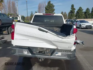 2022 Chevrolet Silverado 1500 LT with VIN 1GCPDDEK5NZ503949, listed as a IAAI auction lot 41676189 with 58,496 mi miles and . Bid and sale history available at DreamBid. Image 18.